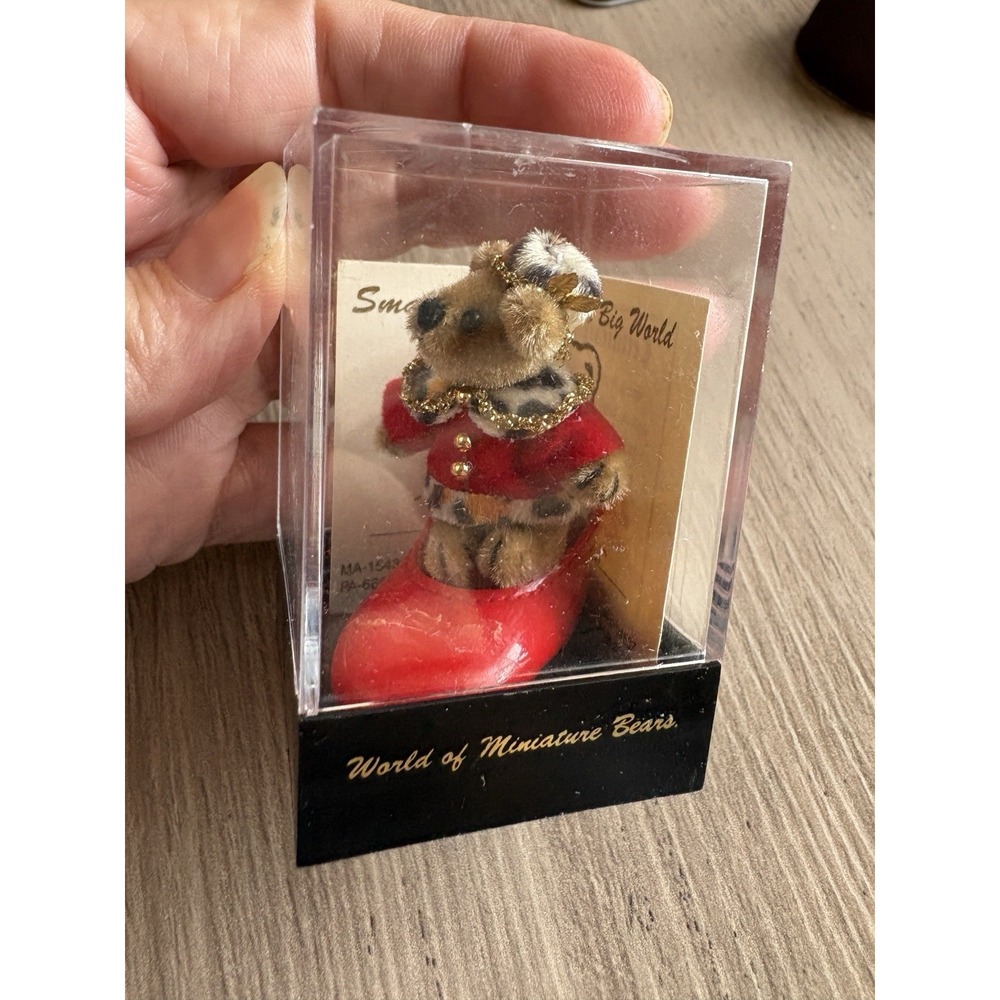 World of Miniature Bears Megan Shoe Mice 1025 Becky Wheeler Vintage Mini Bear